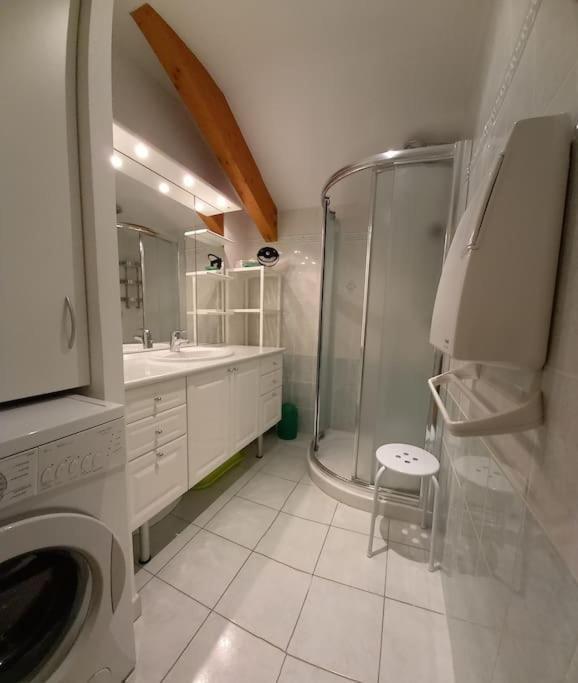 : 43m2, Classe 3*, Vue Apartment *